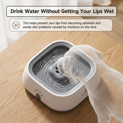 Muzzle-dry dog water bowl that allows pets to drink without getting their lips wet, preventing fur yellowing and moisture-related skin issues.