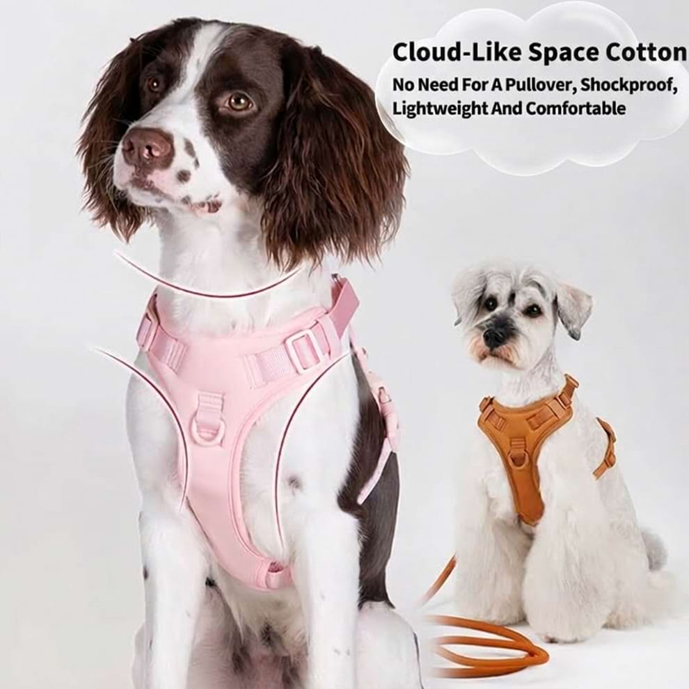 No pullover step in dog harness made of cloud-like space cotton, providing a shockproof and lightweight fit without going over the head.